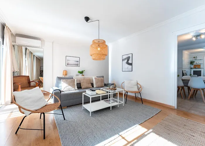 Penthouse In Old Town アパート フエンヒロラ