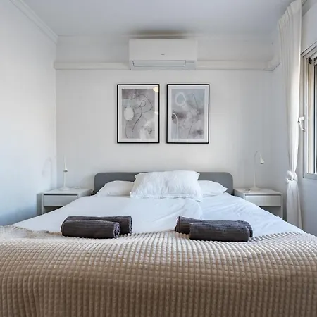 Penthouse In Old Town 아파트 *