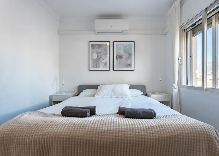 Penthouse In Old Town Апартаменты Фуэнхирола